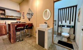 Welcoming Apt Equipped